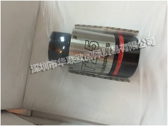 MARPOSS測量儀：馬波斯提供不同種類的傳感器 (噪聲, 加速, 壓力, 位移, 功率等) 以監(jiān)控磨削工藝過程. 噪聲傳感器因可探測出最小聲變化, 加速傳感器可探測出不平衡的砂輪或異常滾動(dòng)導(dǎo)致的震動(dòng)并進(jìn)行及時(shí)的補(bǔ)償(自動(dòng)平衡)或發(fā)出預(yù)防性維護(hù)警報(bào)，用于檢查加工主軸和修正主軸的功率、位移及壓力的傳感器是以預(yù)防和過程檢測為目的的進(jìn)一步檢測系統(tǒng)。